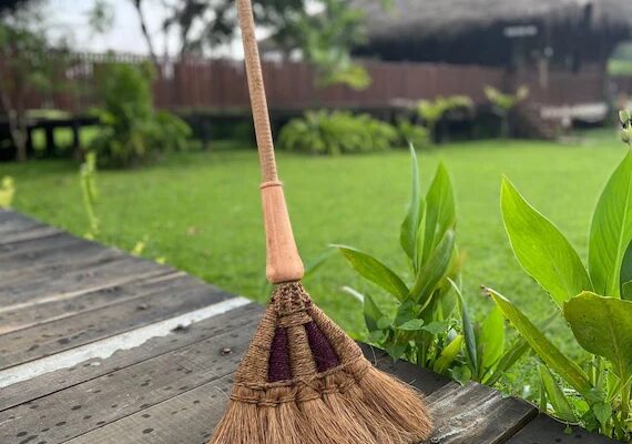 broom