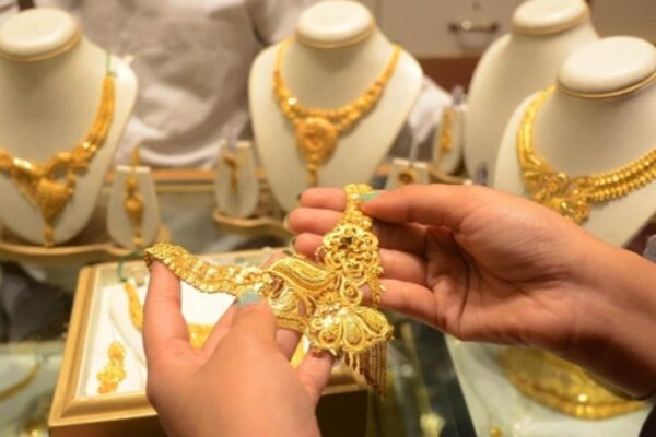 motisons jewellers share price